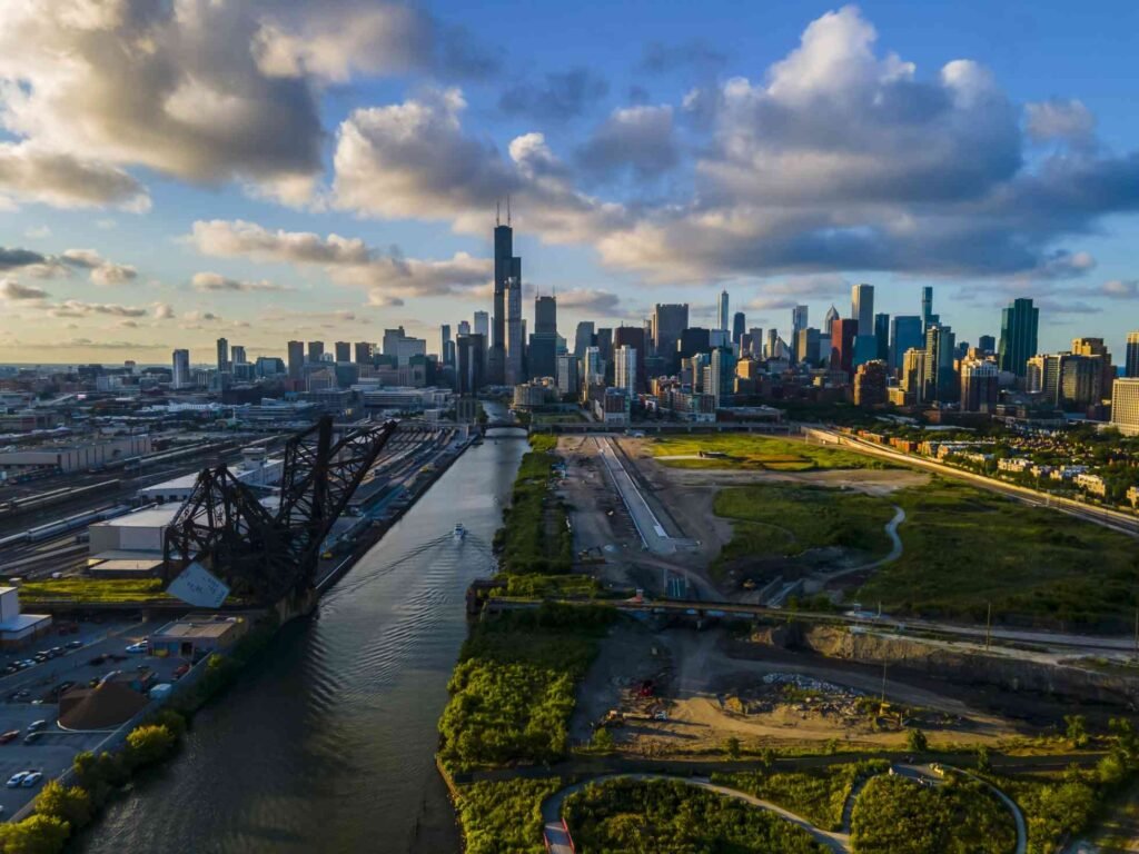 chicago-beautiful-metropolis-skyline-sunset-along-river